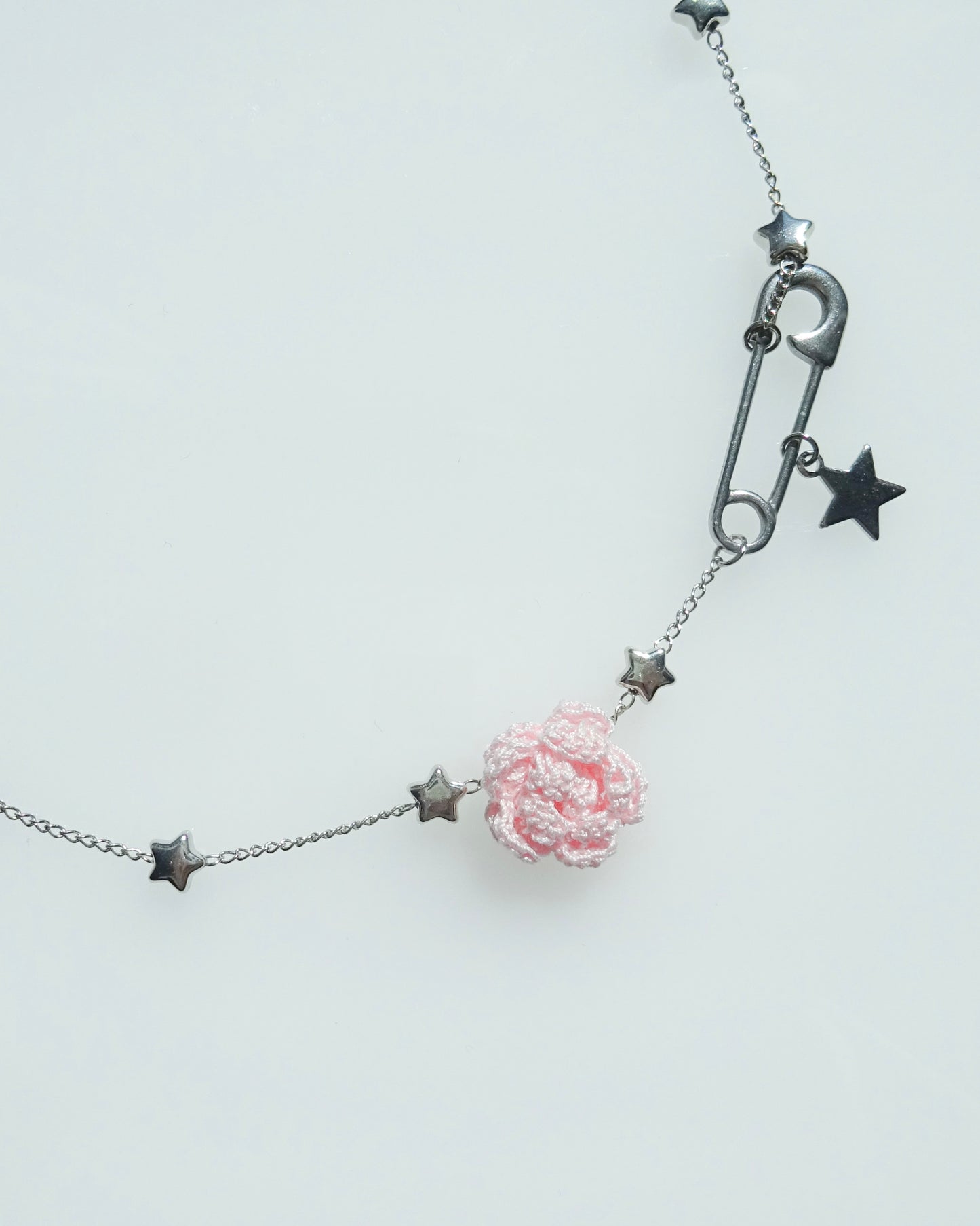 TINY TINY STAR NECKLACE